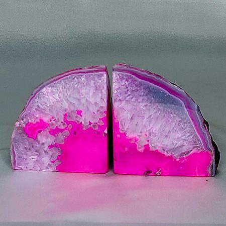 Ахатова Поставка за книги и CD