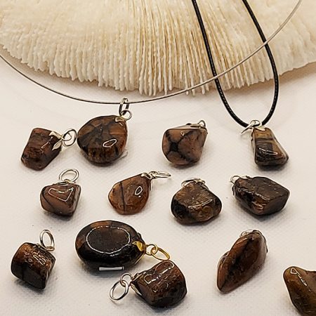 Висулки Зодиакални Камъни от Хиастолит ( Кръстов Камък