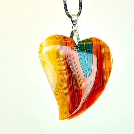 Висулки и Медальони от Карнеол